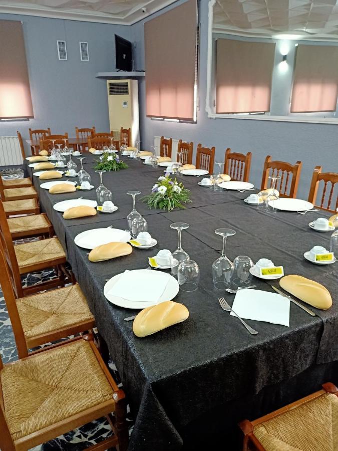 Restaurante & Hostal El Volante Moraleja Esterno foto
